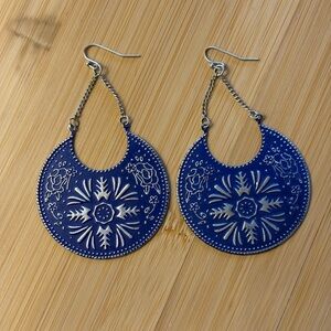 Royal blue thin metal embossed statement earrings